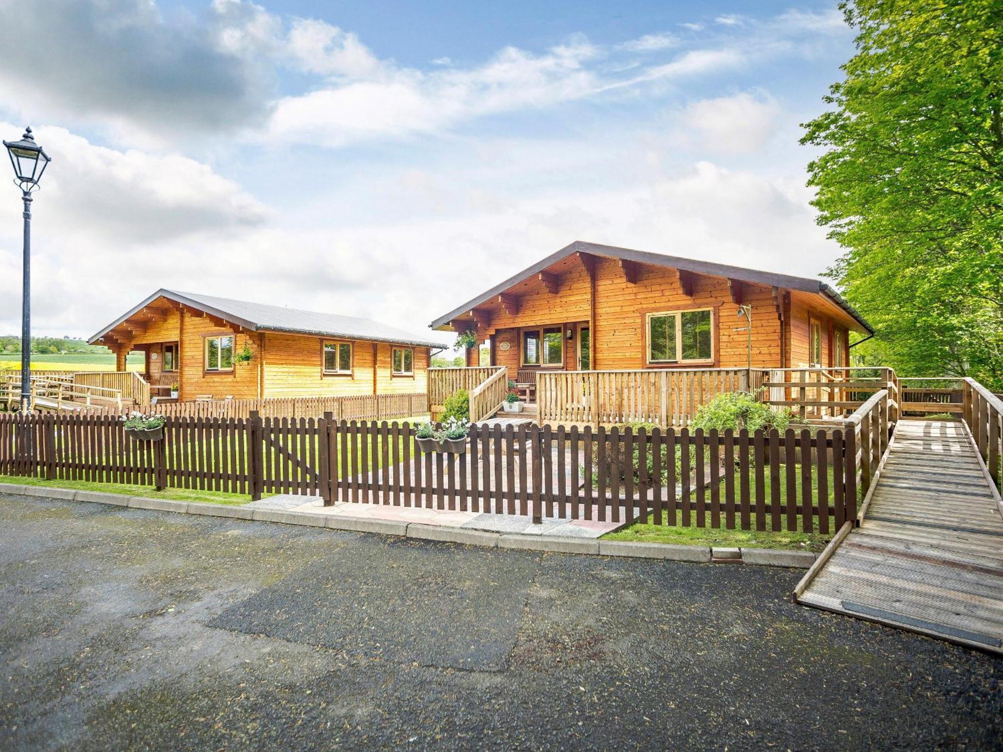 Jessica Villa Edrom Exterior photo